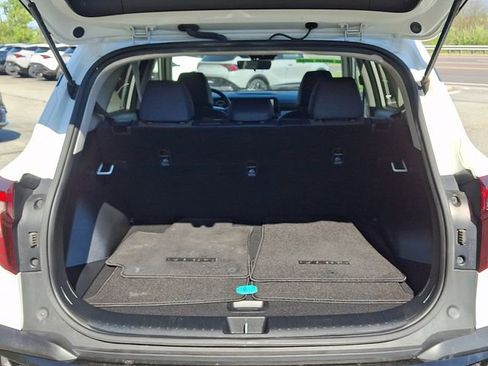 Used 2024 Kia Seltos S AWD/4WD image 16