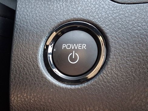 Certified 2026 Toyota Camry SE w/ Convenience Package image 23