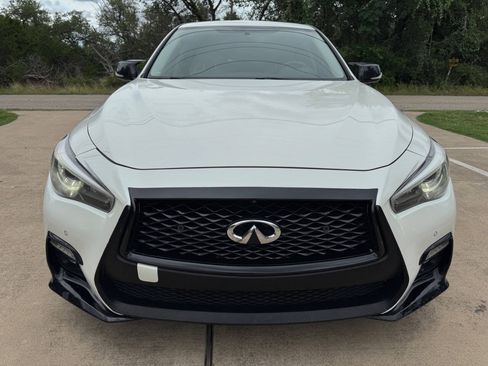 Used 2019 INFINITI Q50 Luxe w/ Essential Package (3.0T Luxe) RWD image 3