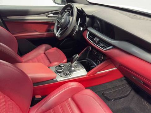 Used 2019 Alfa Romeo Stelvio Ti Sport w/ Quick Order Package 22S Sport image 13