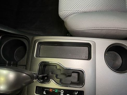 Used 2015 Toyota Tacoma 4x4 Double Cab w/ TRD Off-Road Package image 36