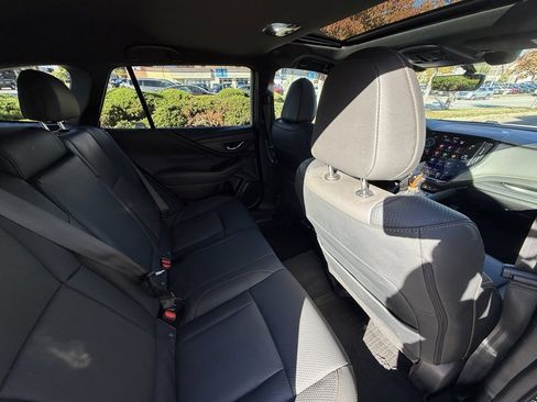 Used 2022 Subaru Outback Wilderness w/ Wilderness Package image 38