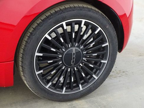 Used 2024 FIAT 500 e (RED) image 36