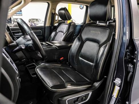 Used 2019 RAM 1500 Laramie w/ Protection Group AWD/4WD image 38