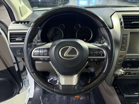 Used 2020 Lexus GX 460 Premium w/ Premium Package AWD/4WD image 26