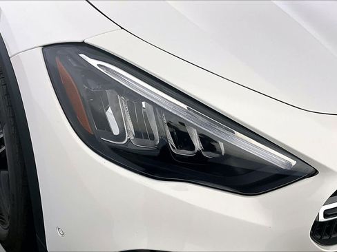 New 2026 Mercedes-Benz GLA 250 4MATIC image 16