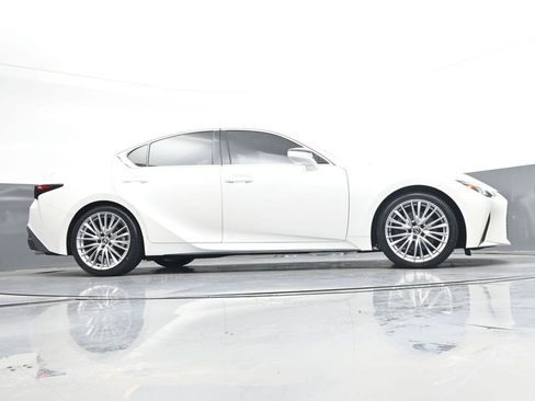 Used 2023 Lexus IS 300 w/ Premium Package RWD image 31