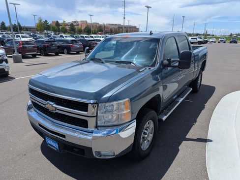 Used 2007 Chevrolet Silverado 2500 LT w/ 1LT Convenience Package AWD/4WD image 8