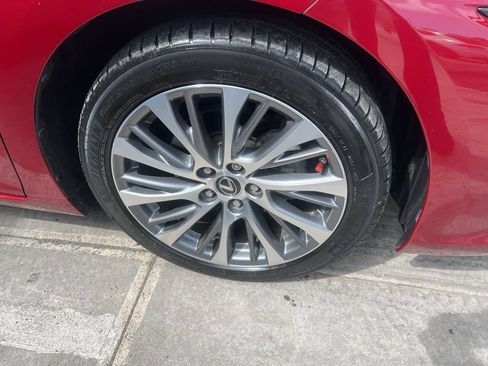 Used 2019 Lexus ES 350 w/ Premium Package FWD image 8