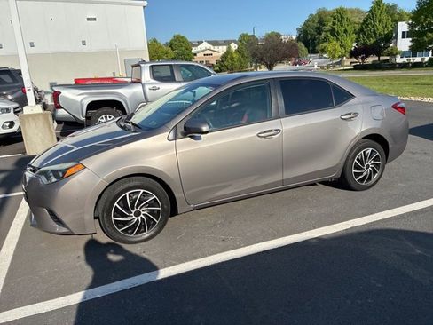 Used 2016 Toyota Corolla LE FWD image 16