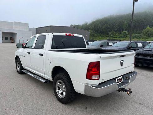 Used 2011 RAM 1500 ST w/ ST Popular Equipment Group AWD/4WD image 3