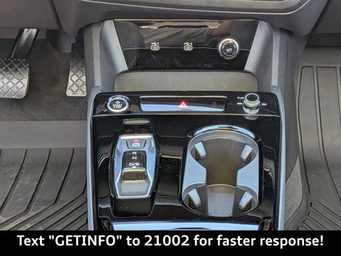 Used 2025 Audi A6 e-tron Premium Plus w/ Premium Plus image 22