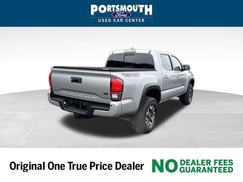 Used 2019 Toyota Tacoma TRD Off-Road image 21