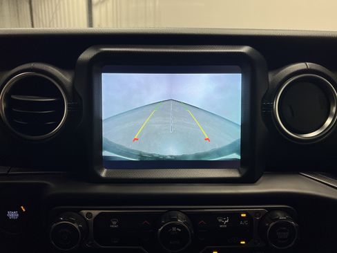 Used 2023 Jeep Wrangler Unlimited Rubicon 4xe w/ Safety Group image 27