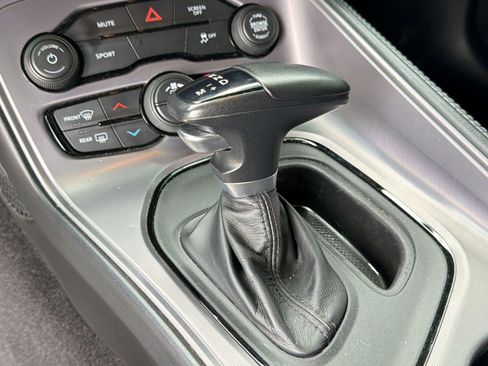 Used 2023 Dodge Challenger SXT RWD image 16