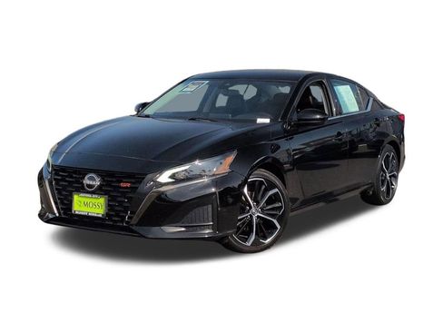 Used 2024 Nissan Altima 2.5 SR FWD image 1