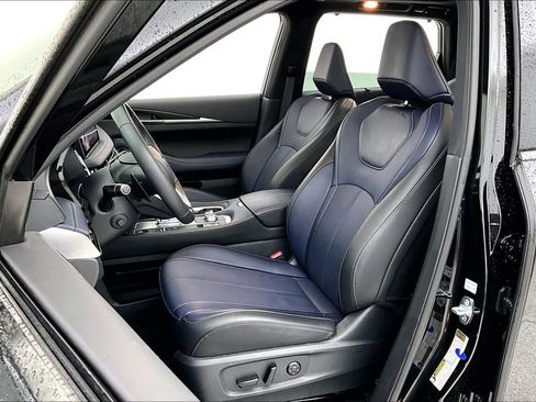 Certified 2026 INFINITI QX60 Sport image 33