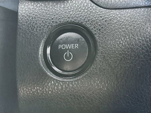 Used 2025 Toyota Camry LE FWD image 27