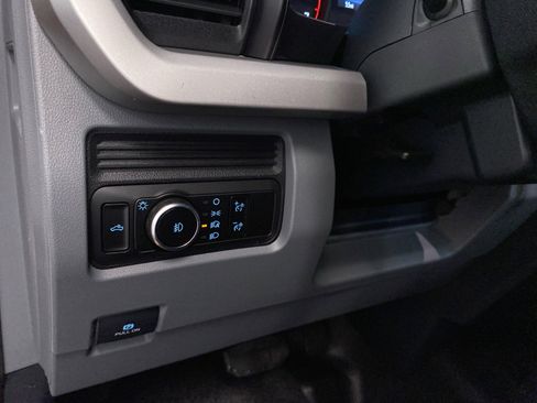 New 2026 Ford F250 XL w/ XL Chrome Package image 11