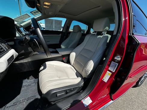 Used 2018 Honda Accord Touring image 22