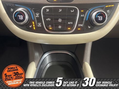 Used 2024 Chevrolet Malibu LT FWD image 33