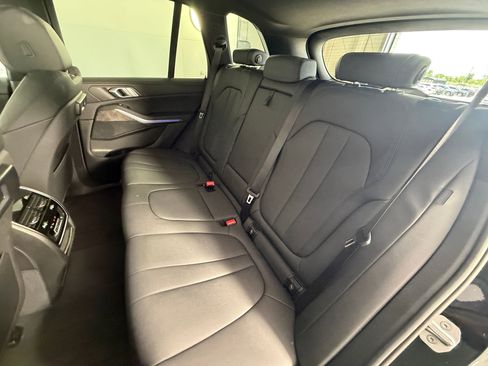 Used 2019 BMW X5 xDrive40i w/ Premium Package 2 AWD/4WD image 14