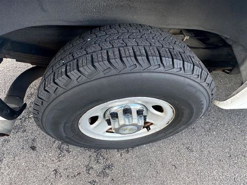 Used 2014 Chevrolet Express 3500 LT w/ LT Preferred Equipment Group image 17