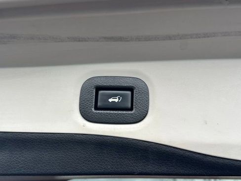 Used 2020 Nissan Rogue SL w/ Premium Package image 20