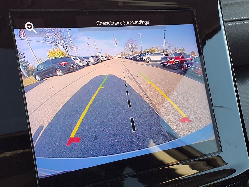 Used 2024 Jeep Grand Cherokee Laredo AWD/4WD image 23