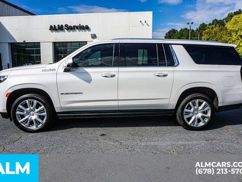 Used 2022 Chevrolet Suburban High Country image 7