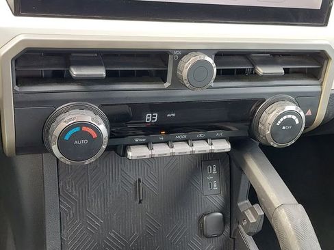 Used 2024 Toyota Tacoma TRD Off-Road image 30