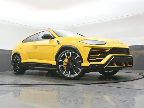 Used 2019 Lamborghini Urus image 31