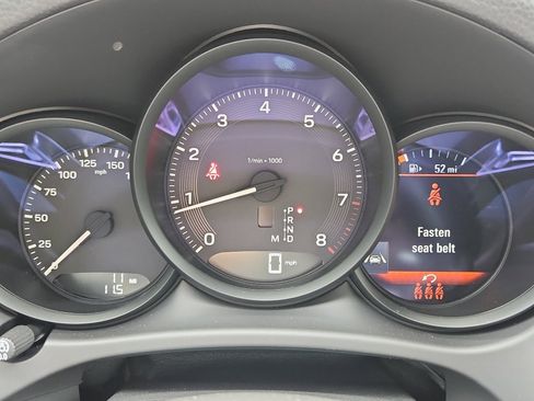 New 2026 Porsche Macan image 24