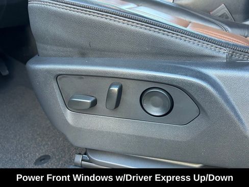 Used 2023 Chevrolet Silverado 1500 High Country image 18