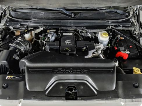 Used 2022 RAM 2500 Big Horn AWD/4WD image 48