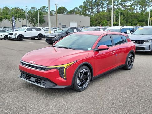 New 2026 Kia K4 GT-Line Turbo FWD image 3