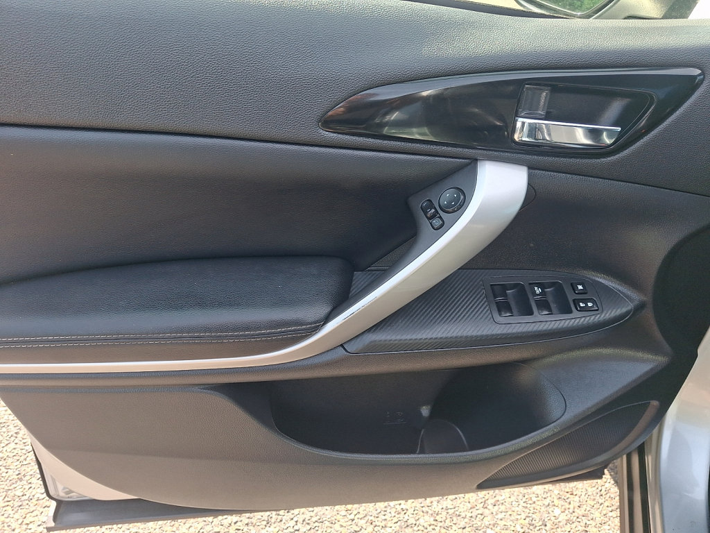 Used 2024 Mitsubishi Eclipse Cross SE AWD/4WD image 22