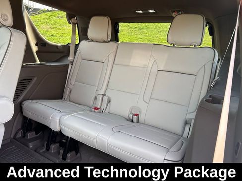 Used 2025 GMC Yukon Denali w/ Denali Reserve Package image 22