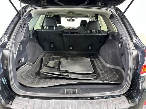 Used 2017 Subaru Outback 3.6R Limited image 33
