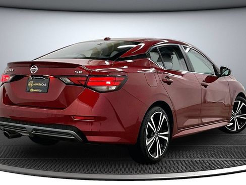 Used 2023 Nissan Sentra SR w/ Electronics Package FWD image 6