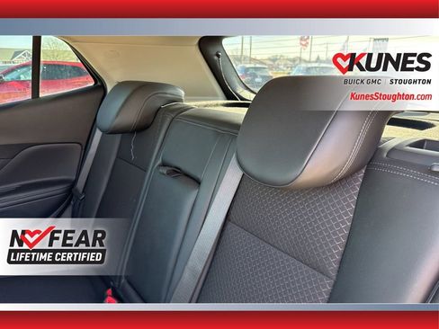 Used 2021 Buick Encore Preferred w/ Safety Package image 36