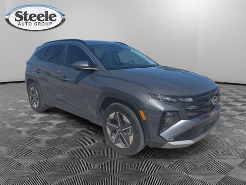 Used 2025 Hyundai Tucson SEL FWD image 7