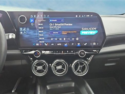 Used 2024 Chevrolet Blazer EV LT image 10