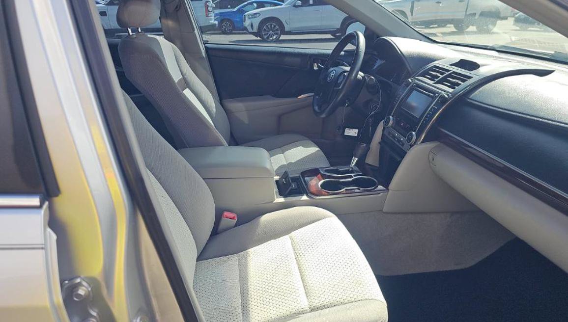 Used 2013 Toyota Camry XLE FWD image 8