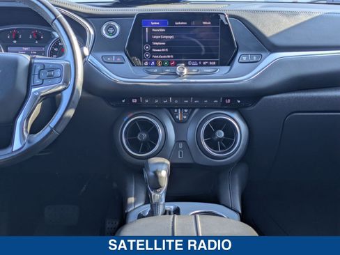 Used 2022 Chevrolet Blazer LT w/ Sound & Technology Package FWD image 20