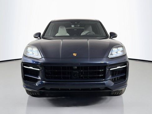 Certified 2024 Porsche Cayenne S AWD/4WD image 10