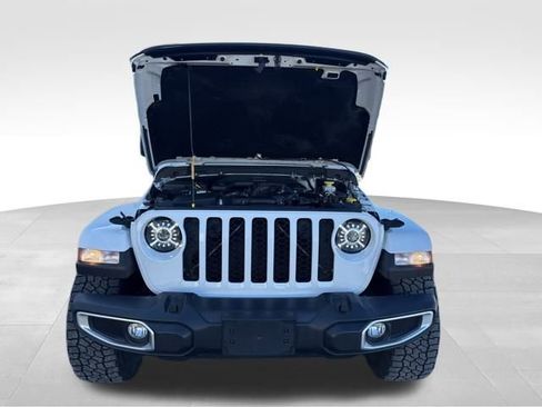 Used 2021 Jeep Gladiator Sport image 37