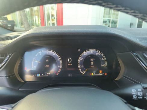 New 2026 Jeep Grand Cherokee Limited w/ Limited Altitude Package AWD/4WD image 15