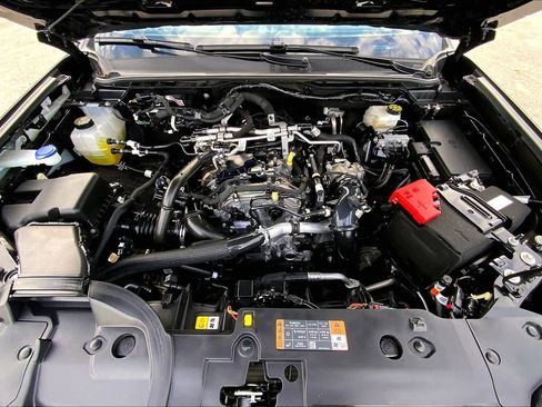 Used 2025 Ford Ranger XL RWD image 32