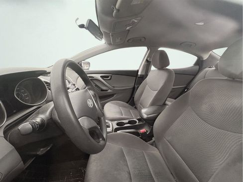 Used 2016 Hyundai Elantra SE image 12